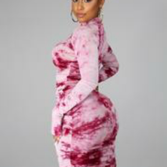 Dress - Picture 2 of 2